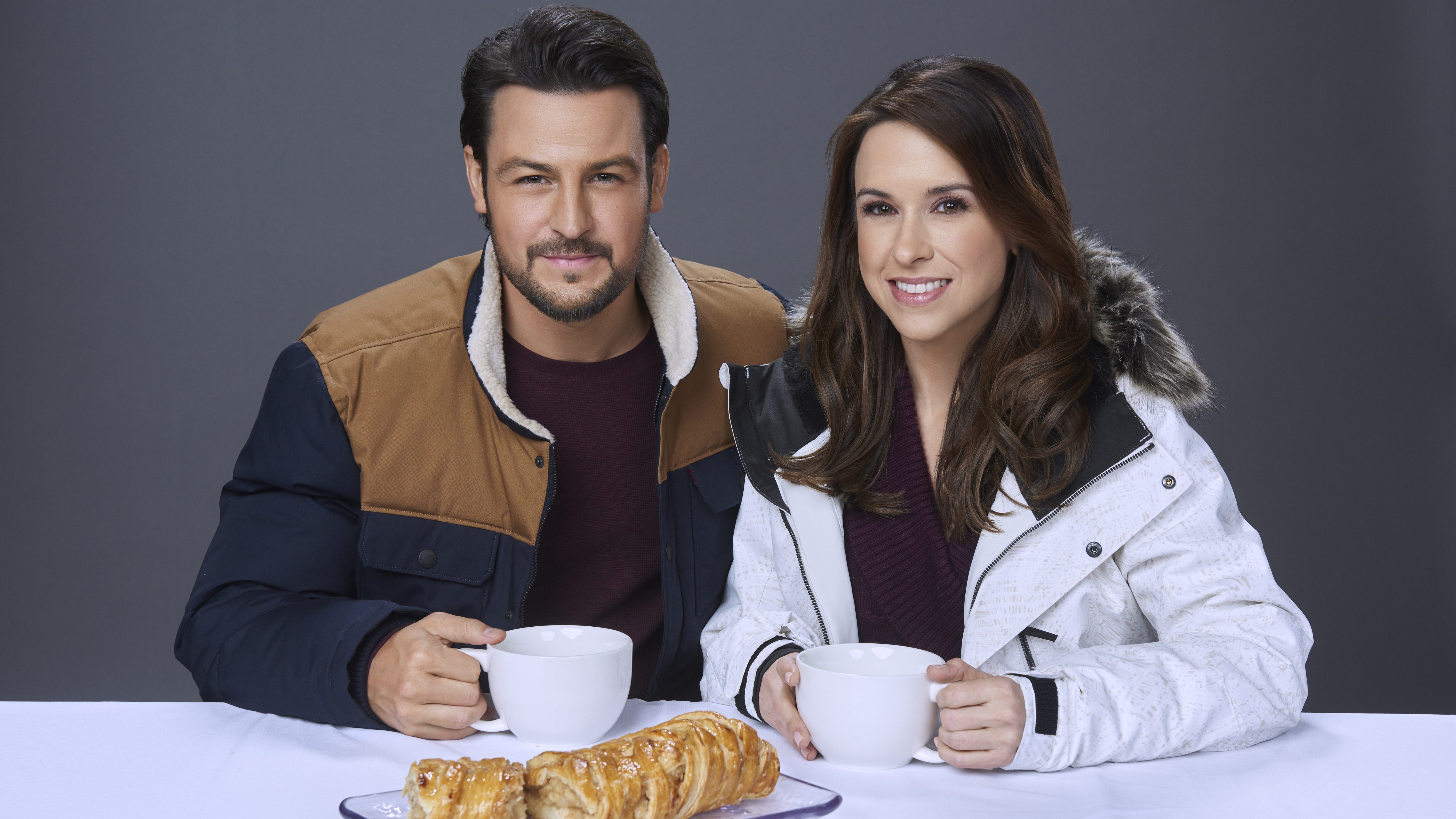 Tyler Hynes, Lacey Chabert, Winter in Vail, 2019