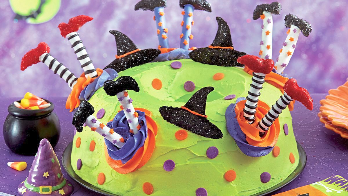 Witch Bundt Cake sits looking great (halloween cakes)