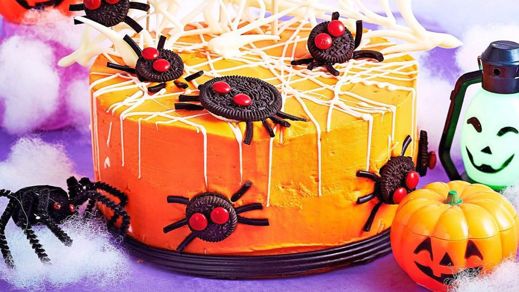 Spooky Spider Cake sits already made (halloween cakes)