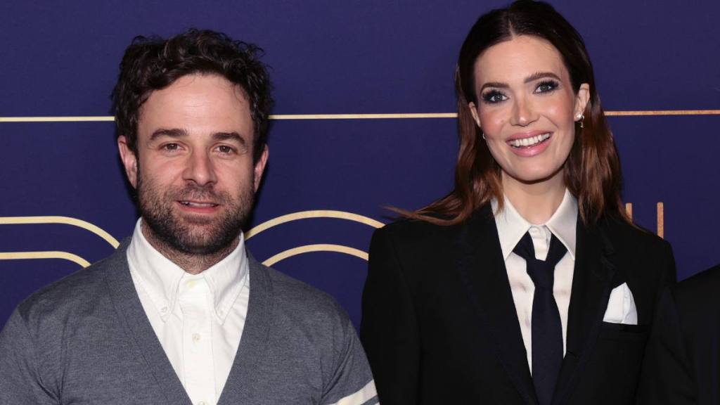 Mandy Moore and Taylor Goldsmith (celebrity couples romantic ways-they first met)