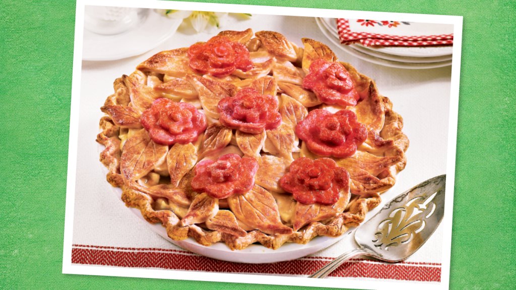 Apple Pie with Cream Cheese Crust for Thanksgiving