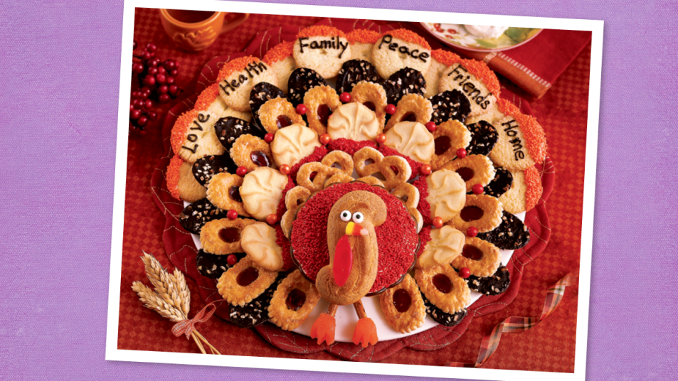 Cookie Turkey with Cheesecake Dip (Thanksgiving cookies)