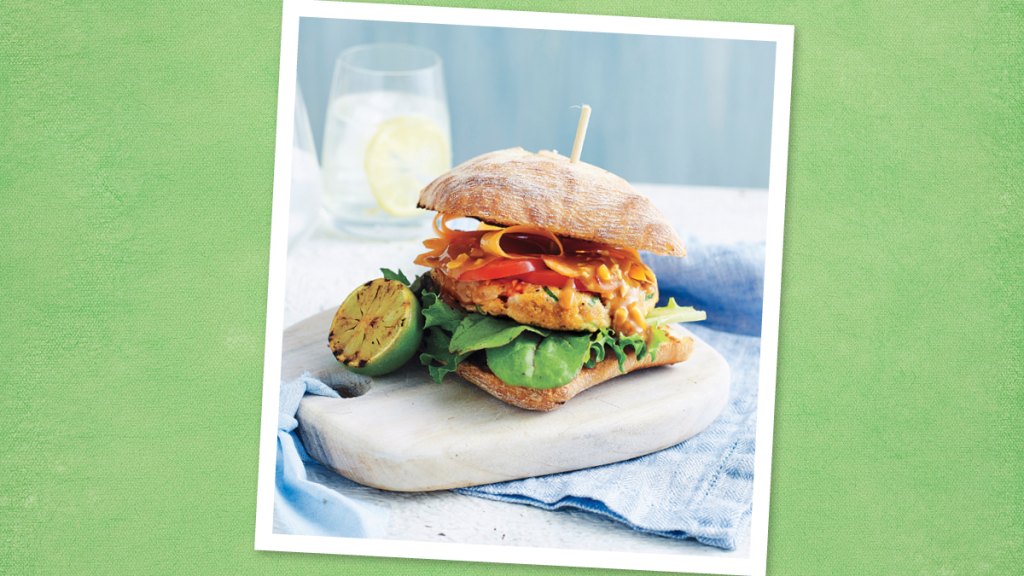 Healthy Ground Chicken Recipes: Thai Chicken Burgers