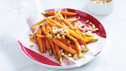 Glazed Carrots with Hazelnuts