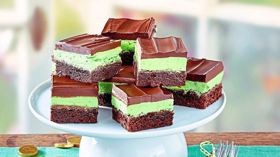 Mint-Layered Fudge Brownies sits stacked (Easy desserts with few ingredients)