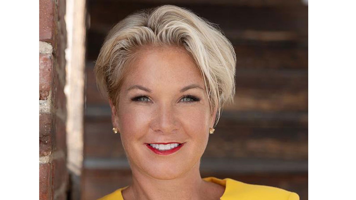 Shaley Davis How Women Shatter the Glass Ceiling and Forge Transformative Paths