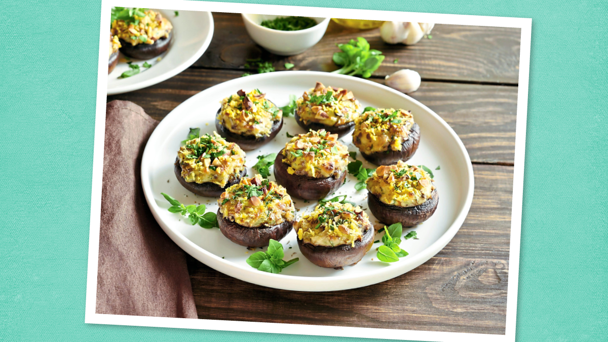 Spinach-Stuffed Mushrooms (Appetizers for Christmas)
