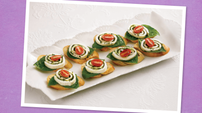 Holiday Bruschetta (Appetizers for Christmas)