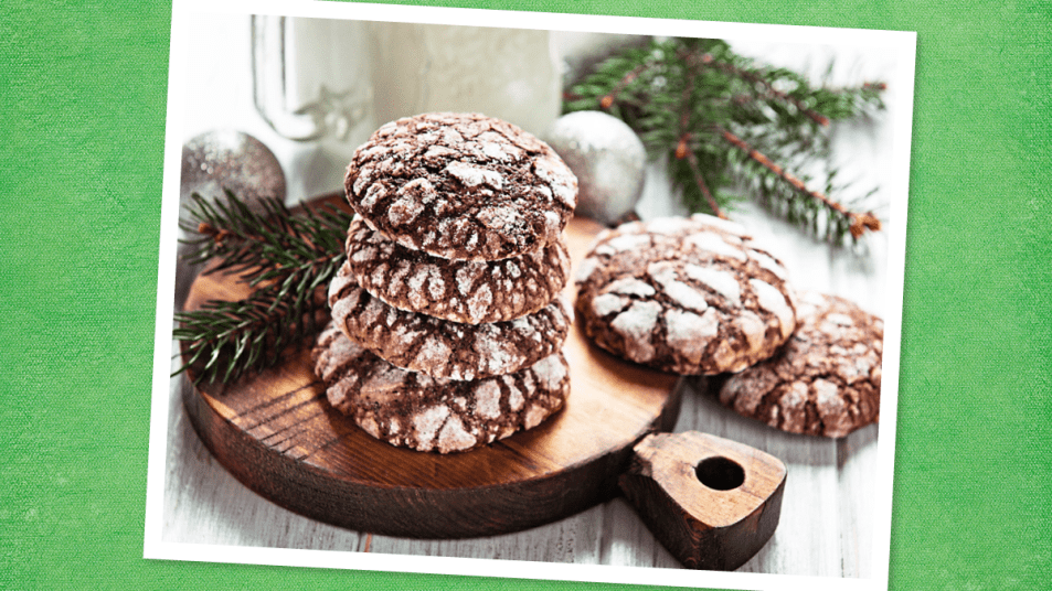 Chocolate Crinkles (easy christmas cookie recipes with few ingredients)