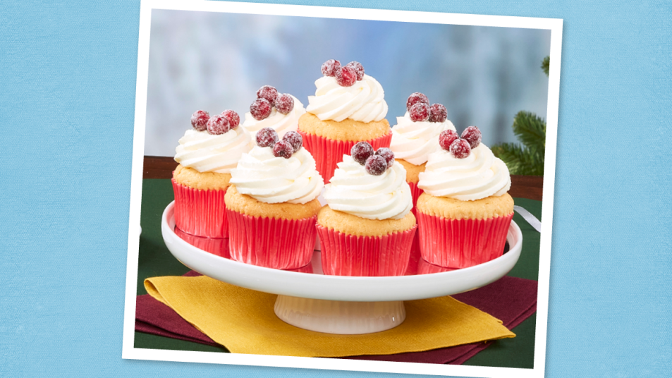 White Chocolate Cranberry Cupcakes (christmas cupcakes)
