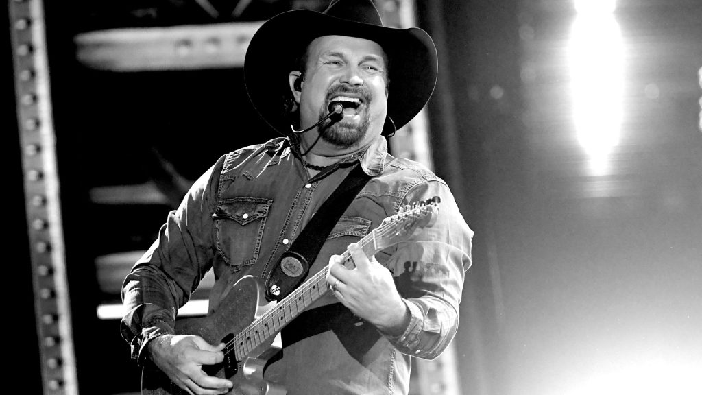 Garth Brooks performs onstage at the 2019 iHeartRadio Music Awards