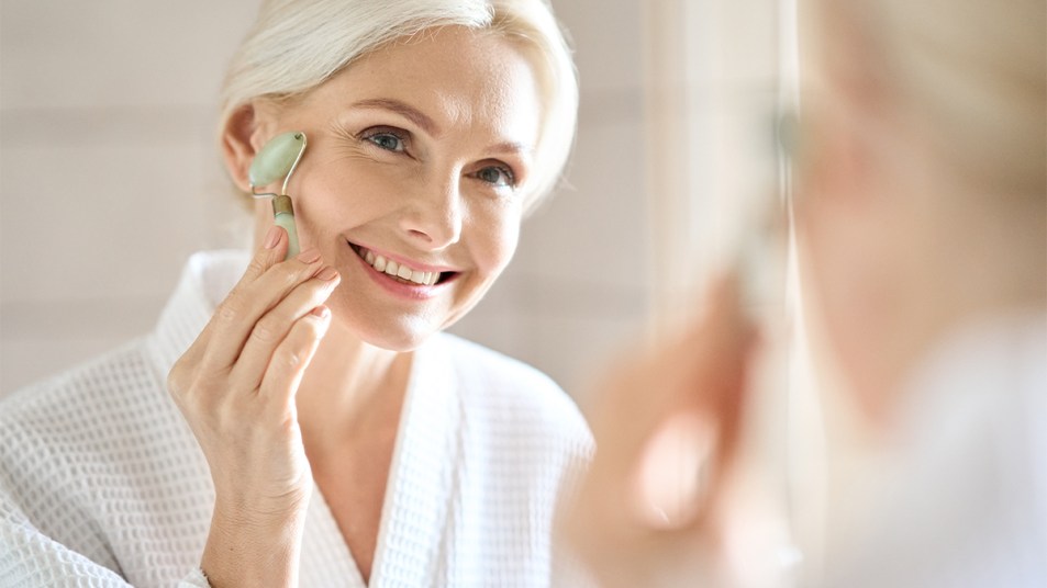 Benefits of Ice Rolling: Top Skin Experts Reveal Why It Works | Woman's ...
