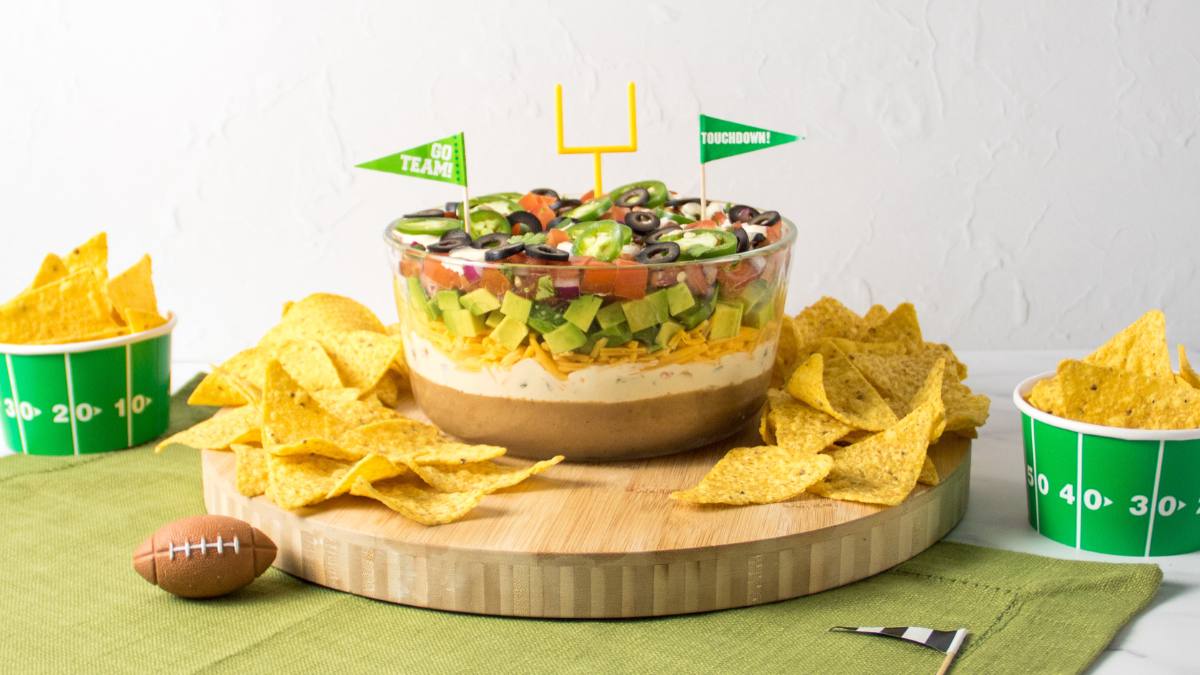 Mama Kelce’s 7 Layer Dip