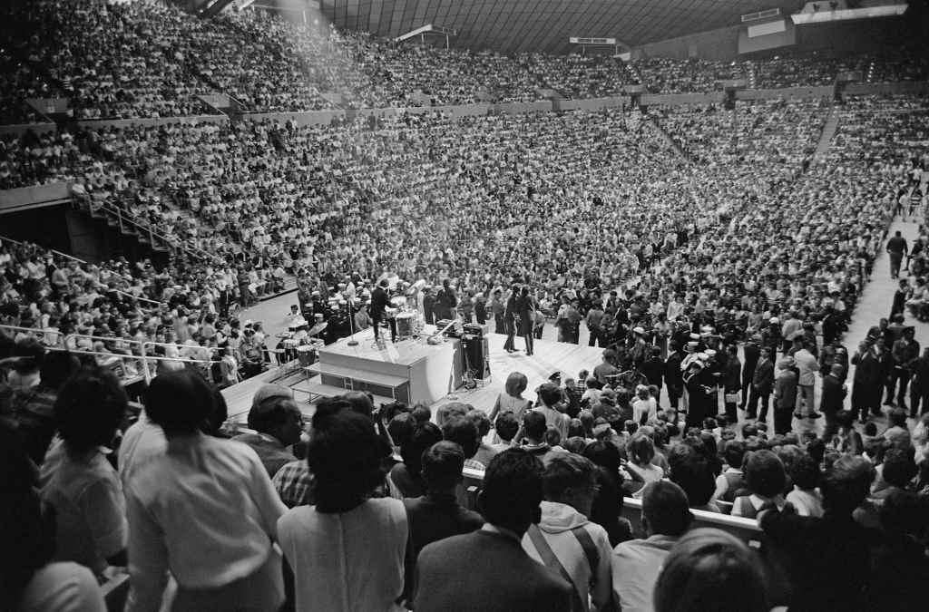 Fabs at the Washington Coliseum