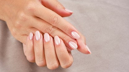 photo of dip manicure at home