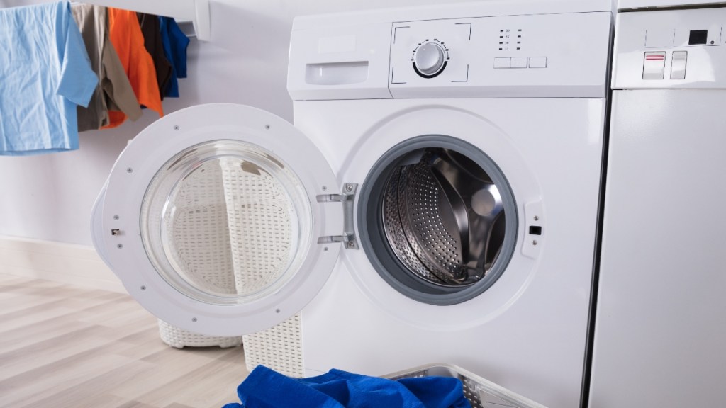 A washing machine can be used to wash linen