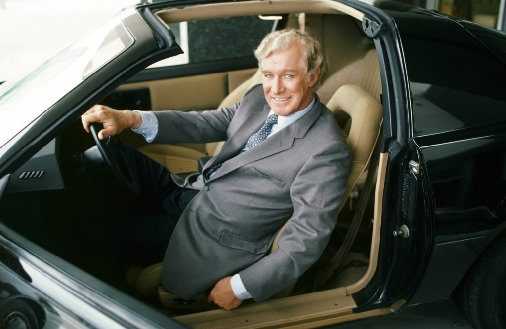 Edward Mulhare in Knight Rider
