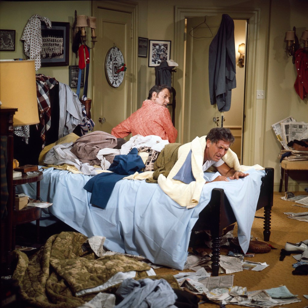 Oscar's bedroom on The Odd Couple