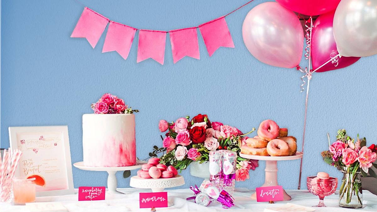 Valentines day party ideas: lede brunch table