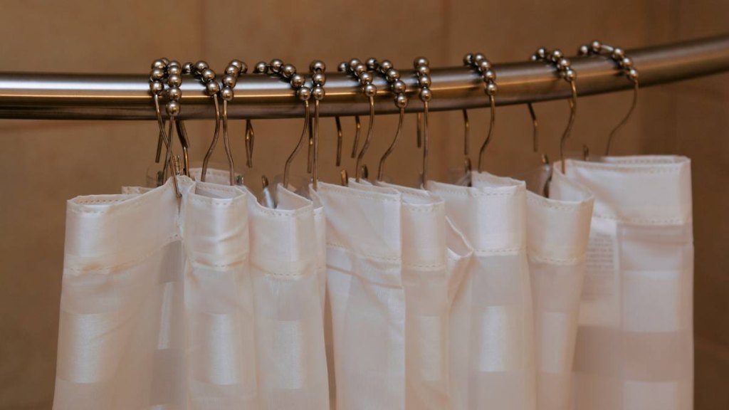 Germ Hot Spots: Shower curtain