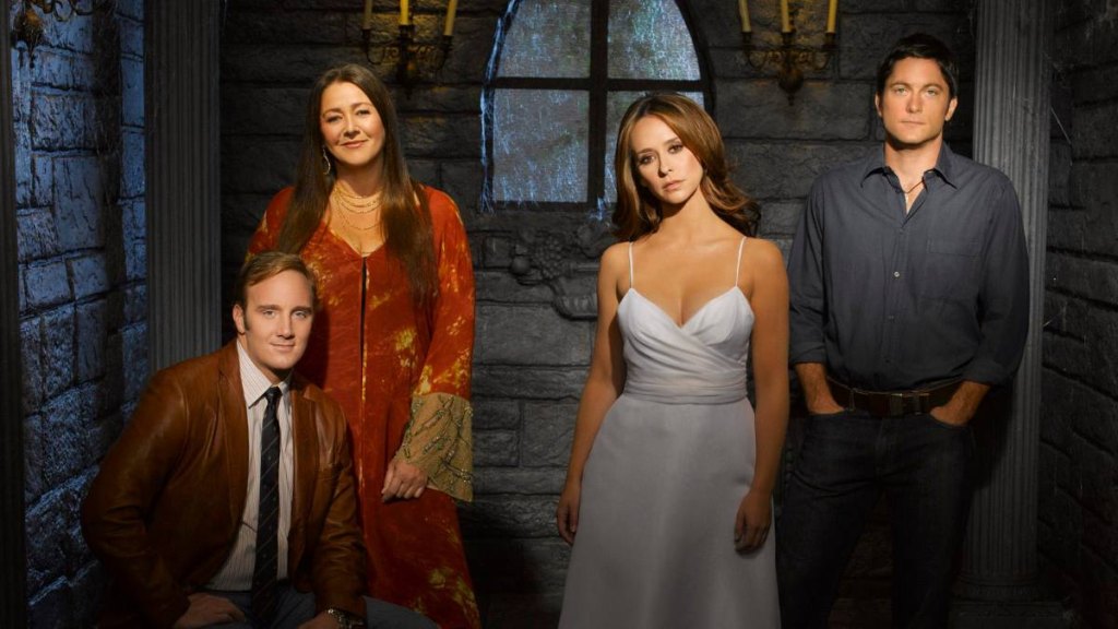 Cast of "ghost whisperer"; 2000s TV Shows