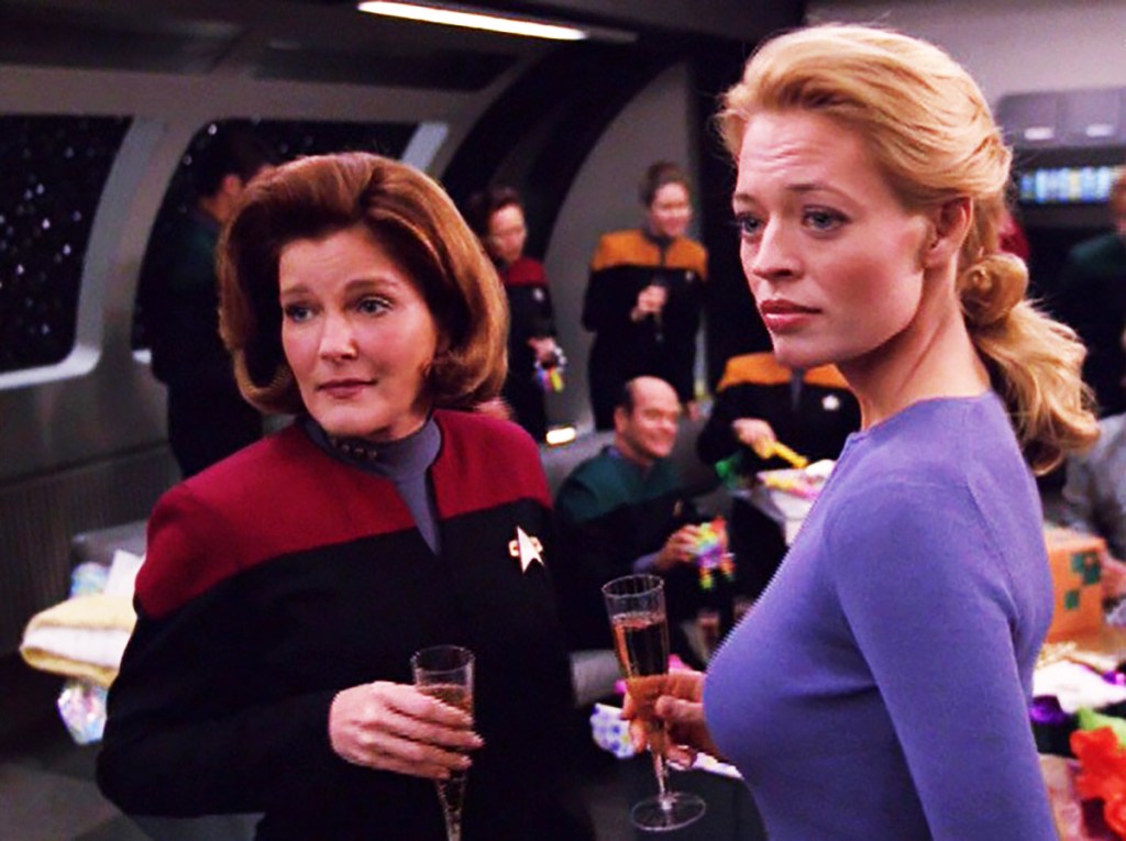 Kate Mulgrew and Jeri Ryan as Janeway and Seven of Nine, part of the Star Trek Voyager cast