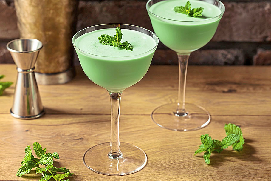 st patrick's day party: Signature cocktail, two green drinks