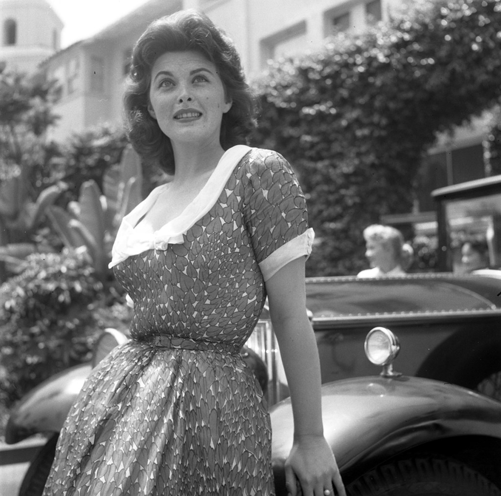 Tina Louise, 1954