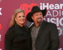 Trisha Yearwood and Garth Brooks
