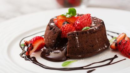 chocolate lava cake with strawberries