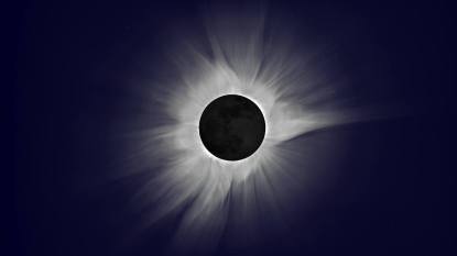 Total solar eclipse in Aries and Sun Corona
