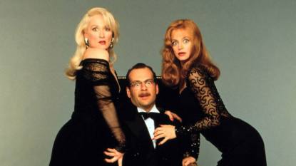 Death Becomes Her Meryl Streep, Bruce Willis and Goldie Hawn in 'Death Becomes Her' (1992)