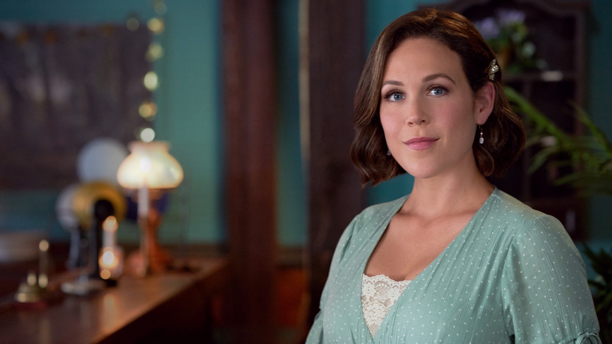 Erin Krakow, 2024