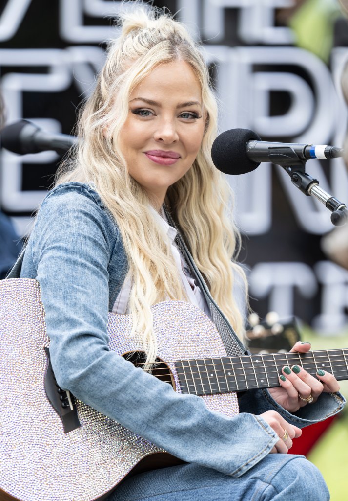 MacKenzie Porter, 2024, performing at Live in the Vineyard Goes Country
