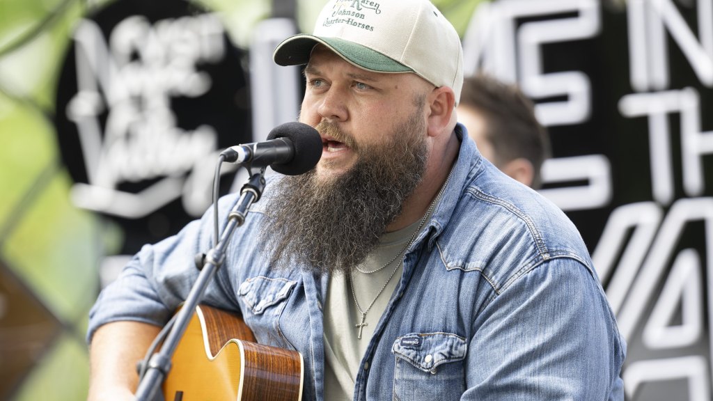 Larry Fleet, 2024, performing at Live in the Vineyard Goes Country