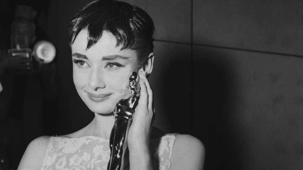 audrey hepburn quotes: Audrey Hepburn in 1952