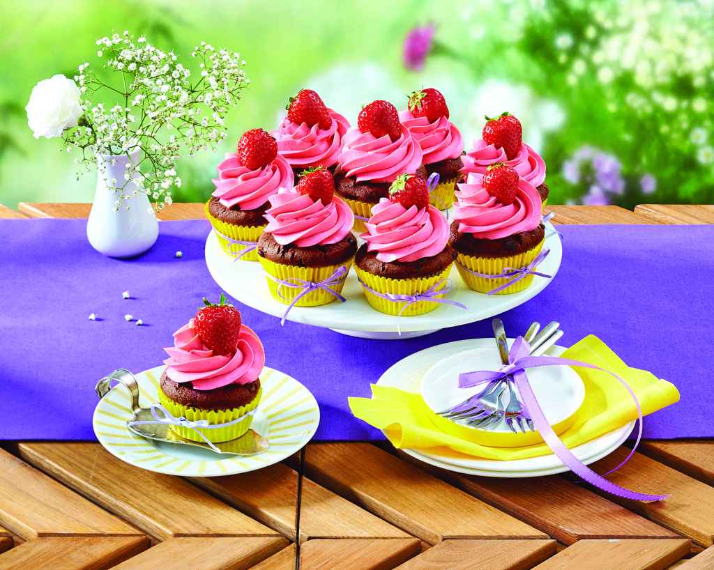 Strawberry Double-Chocolate Cupcakes