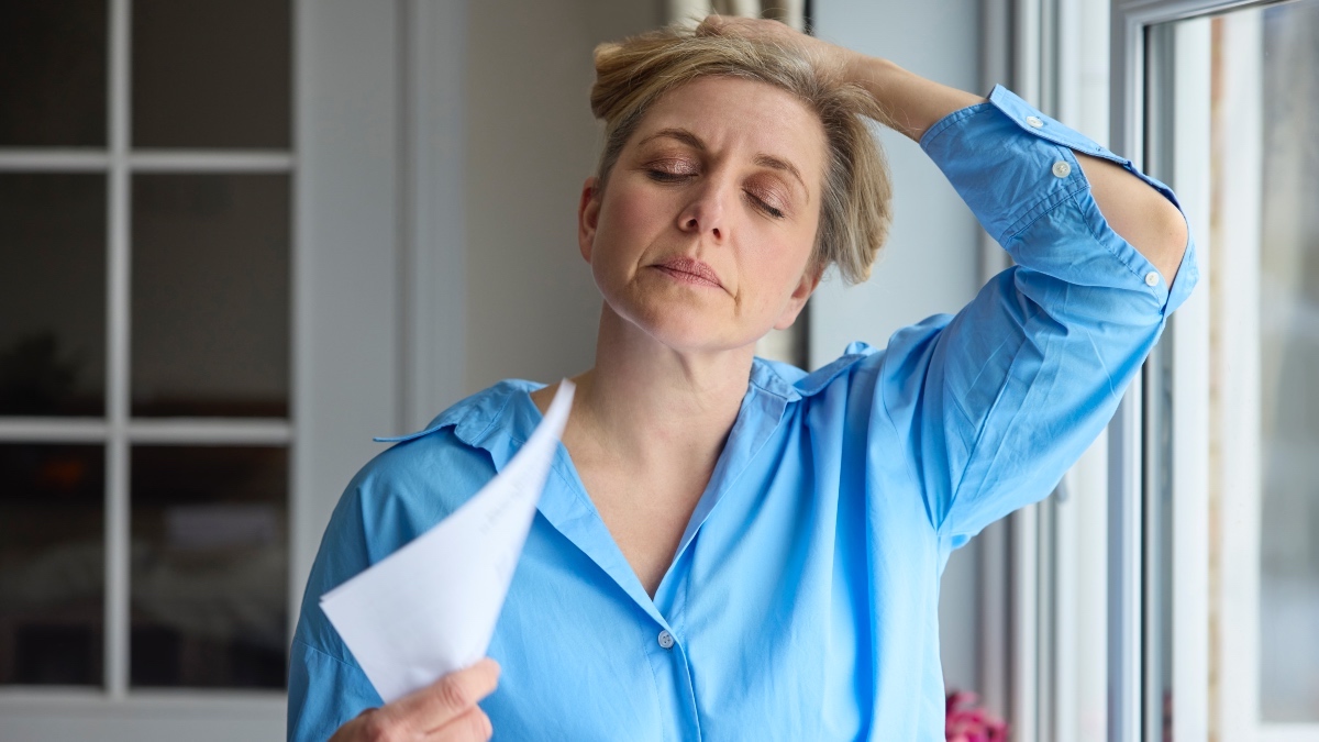 Natural Remedies for Hot Flashes StudyBacked Ways To Keep Cool Woman's World