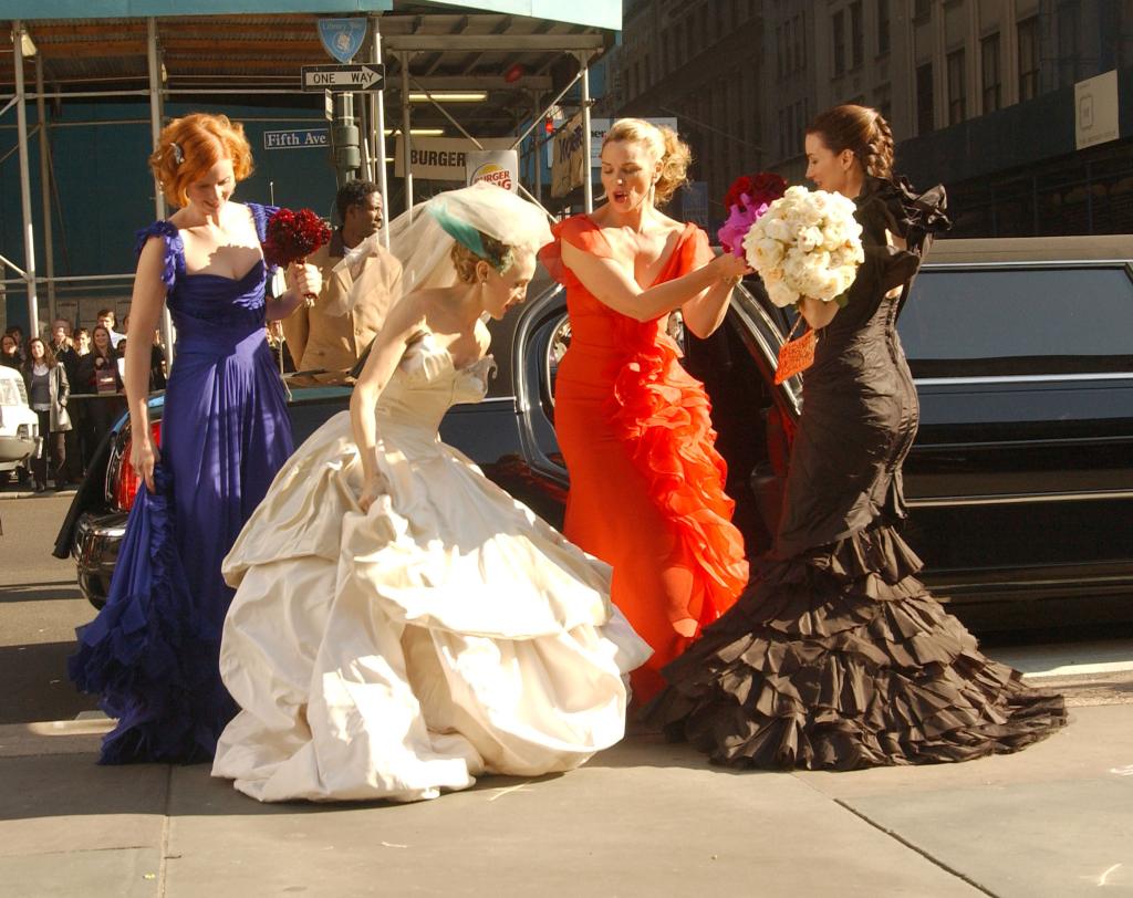 Sex and the City wedding episode outfits