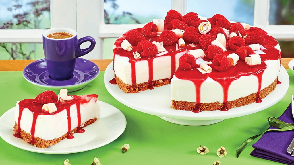 White Chocolate Raspberry Cheesecake