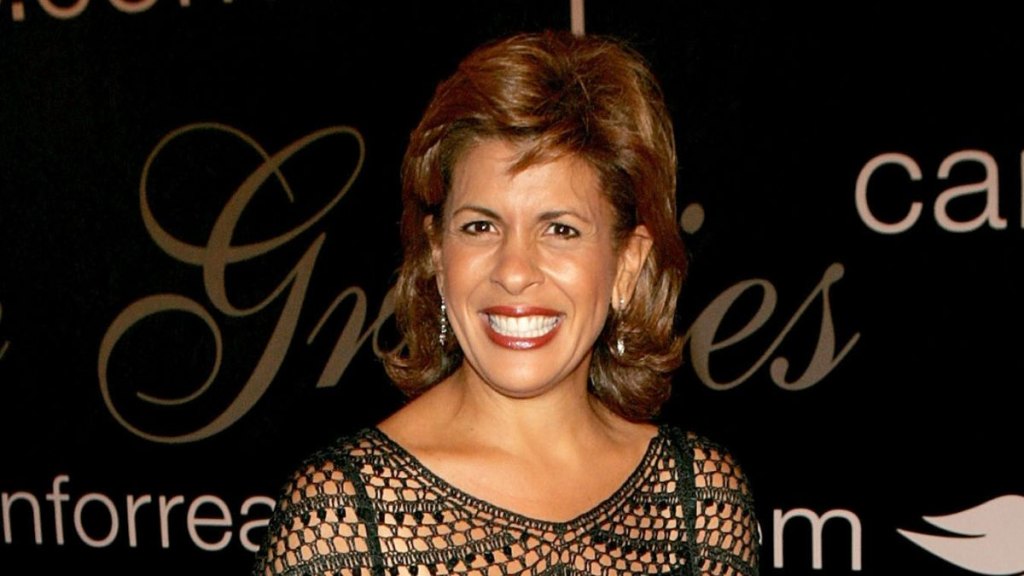 Hoda Kotb arrives at the 30th Annual Gracie Allen Awards Gala at the New York Marriott Marquis on June 22, 2005 in New York City.