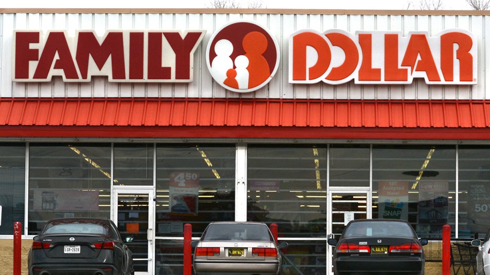 Family Dollar store sign