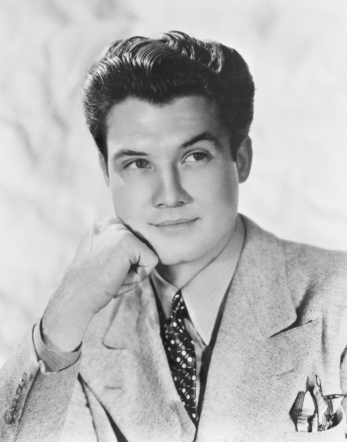 George Reeves The Life Of TV s First Superman Woman s World George Reeves The Life Of TV s First Superman Woman s World