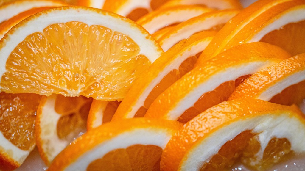 The NFL’s game operations manual requires each home team to provide “three dozen sliced oranges for halftime” for the visiting team.