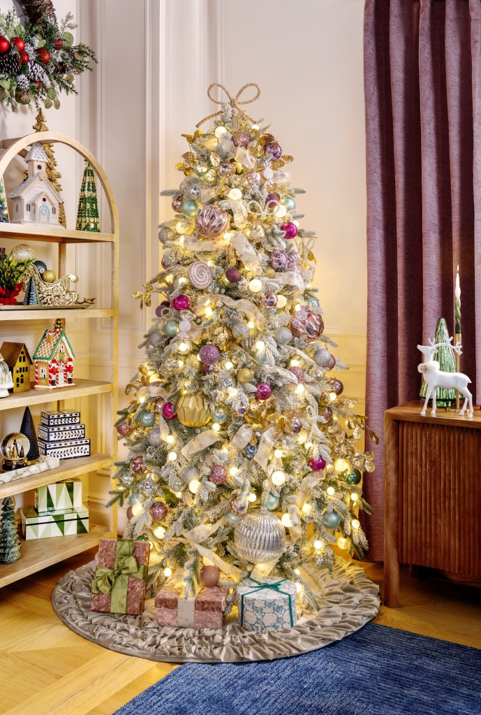 Christmas tree decor