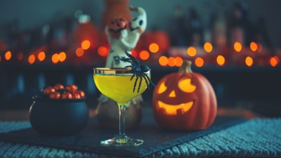 Conjure up Some Spooky Fun With These 6 Ghoulishly Good Halloween Mocktails