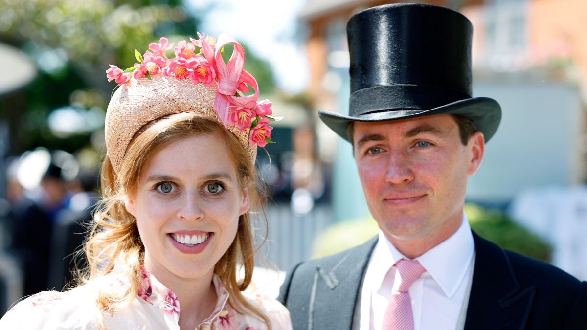 rincess Beatrice and Edoardo Mapelli Mozzi attend day 1 of Royal Ascot at Ascot Racecourse on June 14, 2022 in Ascot, England.