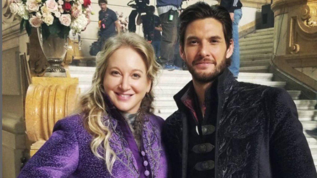 Leigh Bardugo with Ben Barnes on the 'Shadow & Bone' set in 2021
