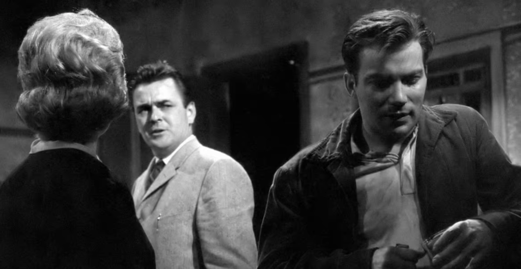 James Doohan and William Shatner, six years before Star Trek, appear in the episode "The Well," which was part of the Canadian anthology series Encounter in 1960.