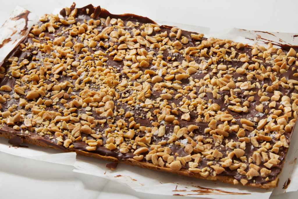 pre-chilled saltine cracker toffee in baking pan